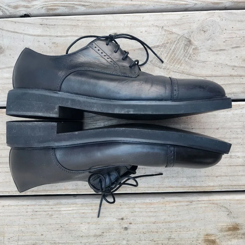 David Taylor Men’s Size 8.5 Oxford Black Leather Brogue Round Cap Toe Lace Shoes